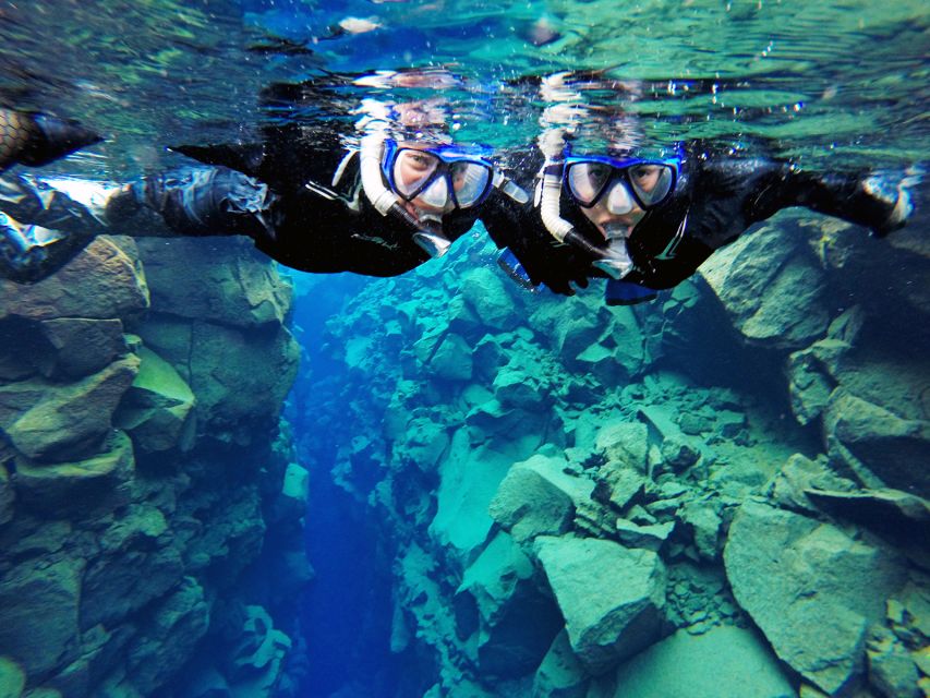 Silfra: Half-Day Snorkeling Day Trip with Underwater Photos - Who should choose this Silfra snorkel?