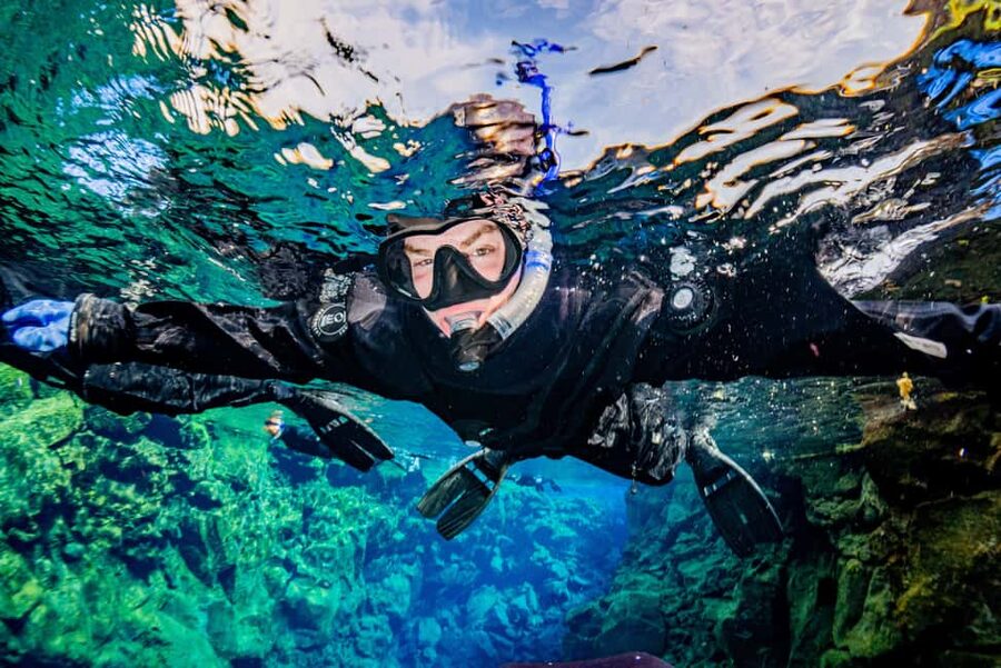 Silfra: Snorkel Between Continents. Free Professional Photos - Why Silfra feels unlike ordinary snorkeling