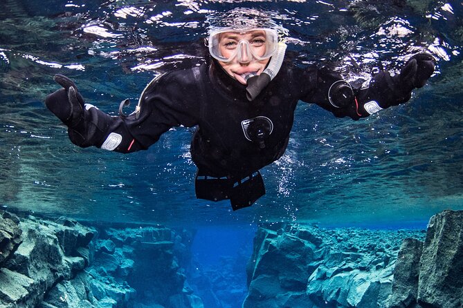 Silfra: Snorkeling Between Tectonic Plates - Meet on Location - Why Silfra feels unlike ordinary snorkeling