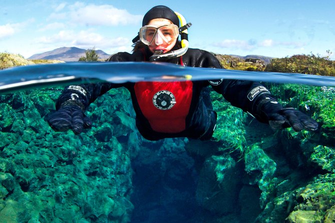 Silfra: Snorkeling Between Tectonic Plates - Meet on Location - The guides make the complicated parts easier