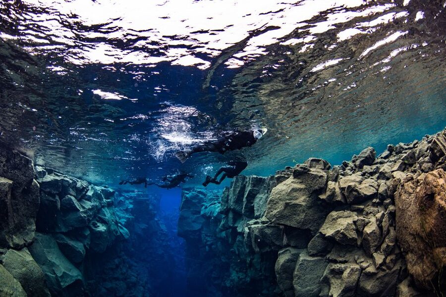 Silfra: Snorkeling Tour Between Tectonic Plates - The one-hour preparation and safety briefing