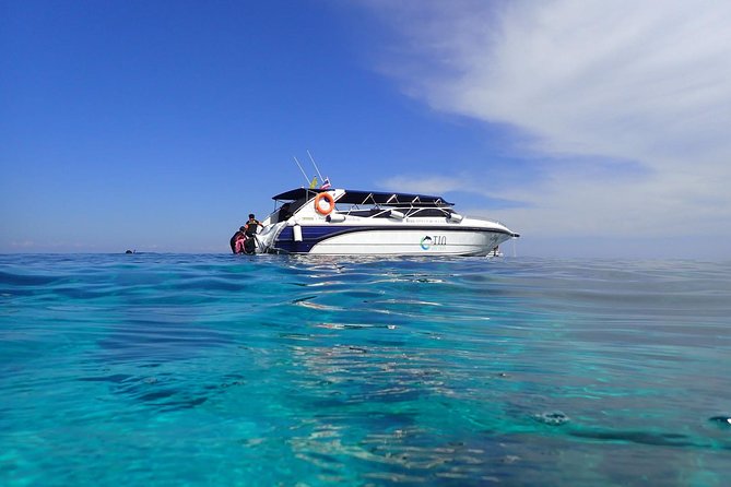 Snorkel Adventure Sea Tour to Koh Rok and Koh Haa from Koh Lanta - Koh Rok’s protected beaches and coral reefs