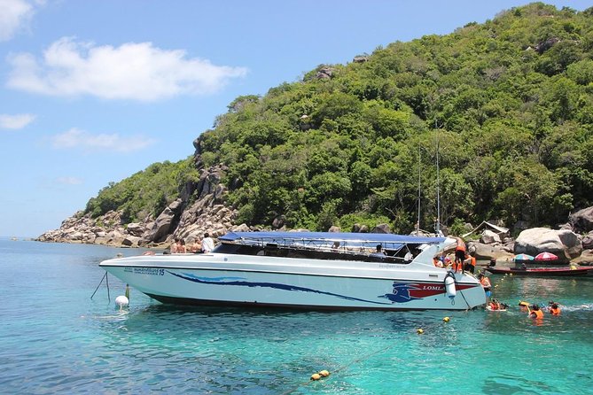 Snorkel and Kayak Tour to Angthong Marine Park by Speedboat from Koh Samui - Koh Mae Ko and the green lagoon viewpoint