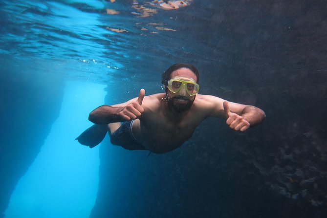 Snorkeling and swimming tour to the Poseidon's temple at Sounio cape - Lake Vouliagmeni brings a different kind of water stop