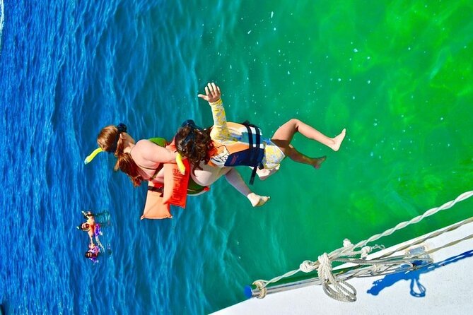 Snorkeling Catamaran Tour at Santa Maria Bay - Should you book the Cabo snorkeling catamaran?