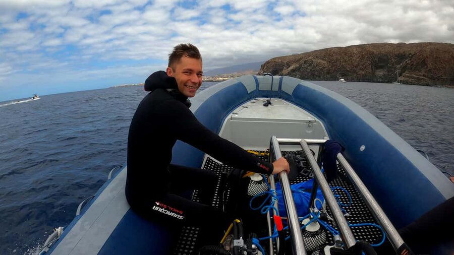 Snorkeling from Boat - Getting fitted out for the water