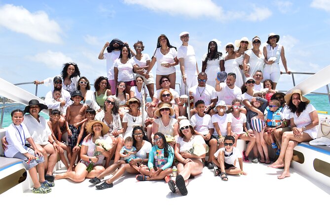Sosua Party Boat -Snorkeling-Brunch-Drinks-Snacks-Transportation - Drinks, snacks, and a BBQ brunch