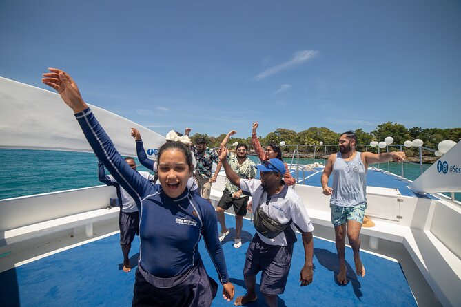Sosua Party Boat -Snorkeling-Brunch-Drinks-Snacks-Transportation - The guide and crew experience