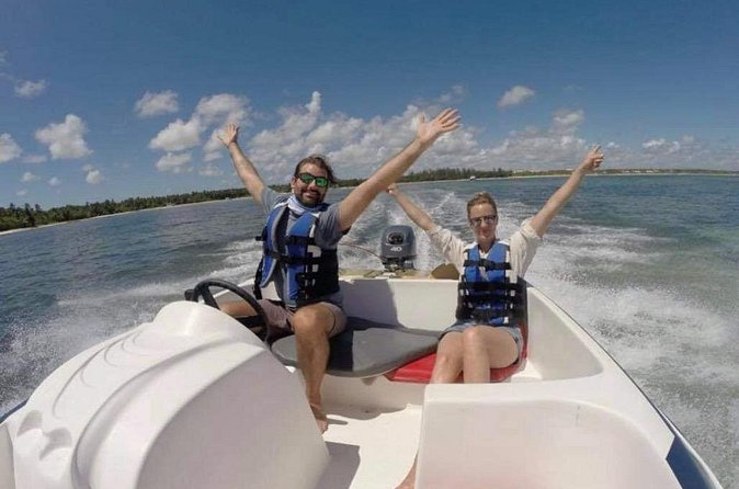 Speed Boat and Snorkeling in Punta Cana Bavaro - The natural pool and sandbar stop