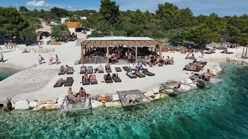 Split: Blue Lagoon & 3 Island Cruise with Snorkeling - Trogir: one hour among medieval stone streets