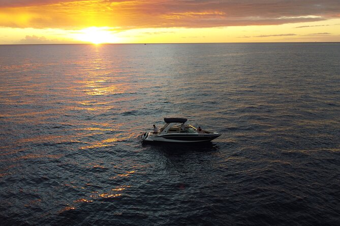 Sunset Cruise & Manta Night Snorkeling Charter - The sunset cruise sets the pace