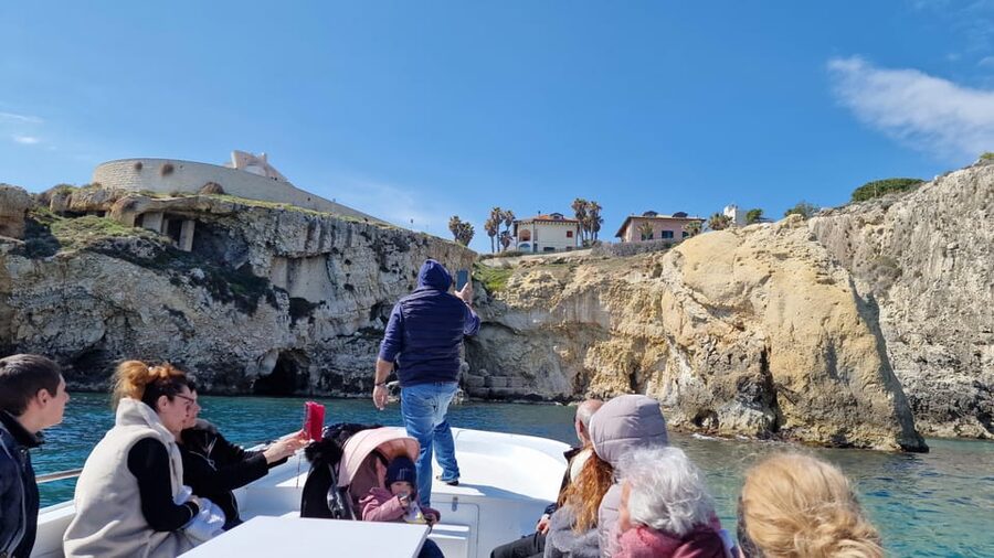 Syracuse:Snorkeling+Pillirina, Ortigia & sea caves boat tour - Swimming in the Sicilian Sea