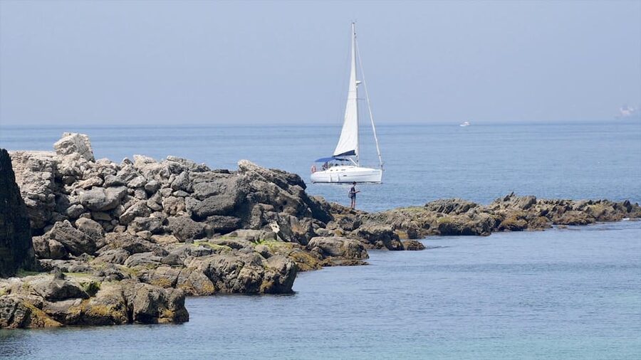 Tarifa: Sailboat Tour, Snorkelling, Tapas & Drinks - Key points to know before you book