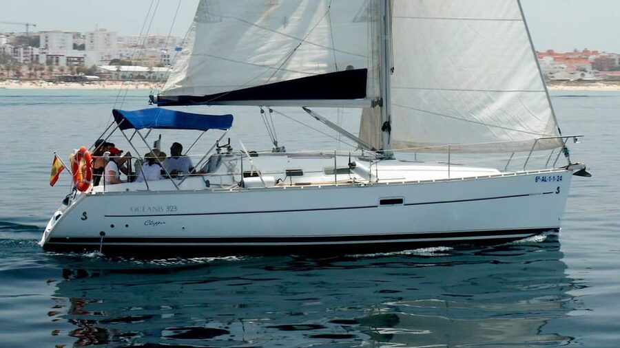 Tarifa: Sailboat Tour, Snorkelling, Tapas & Drinks - Sailing from Tarifa into the Strait of Gibraltar