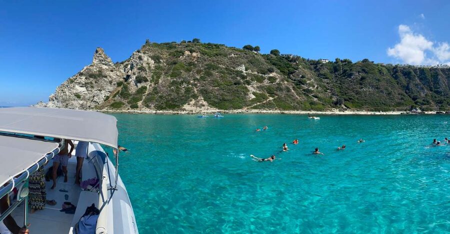 Tropea: Capo Vaticano Boat Trip with Snorkeling & Drink - Leaving Tropea and seeing the town from the sea