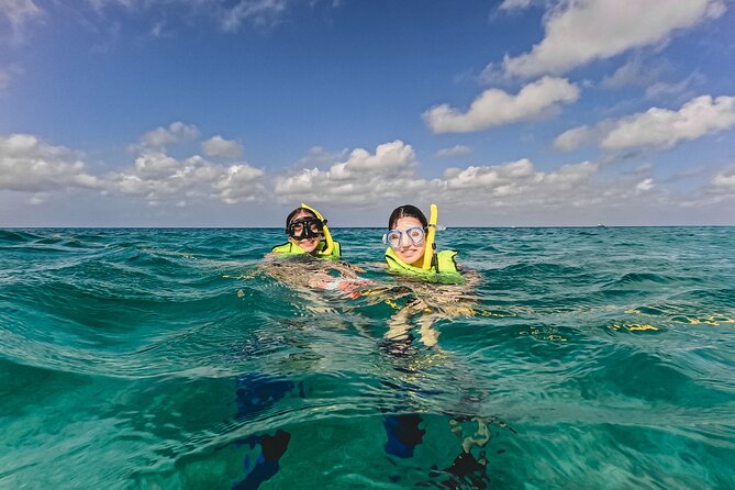Turtle Snorkeling Tour in Tres Trapi, Aruba - Safety, flotation, and comfort in the water