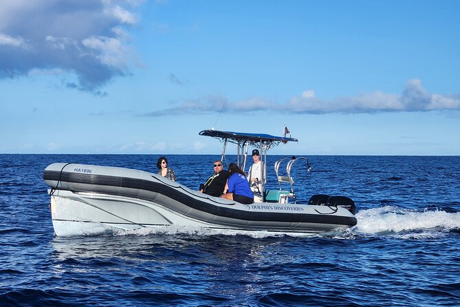 Two Reef Snorkel Trip-See Captain Cook Monument & Sea Caves - Group size, boat comfort, and physical demands