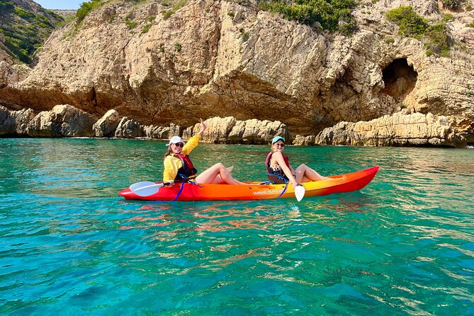 Uncharted Marine Reserve Cave, Snorkel & Cliff Jumping Kayak Tour - Should you book the Cala Tango kayak tour?
