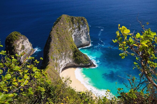 VIP Private Boat to Nusa Penida: Snorkeling with Mantas + Land Tour Adventure - A Private Crossing from Mertasari Beach
