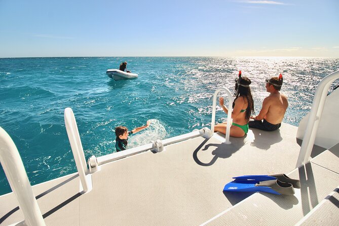 Viper: Great Barrier Reef Snorkel Including Whitehaven Hill Inlet - Lunch, snacks, and water make the price easier to judge