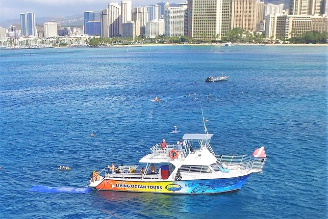 Waikiki, Hawaii: Turtle Canyon Snorkel Excursion - The ride toward Waikiki Beach and Diamond Head
