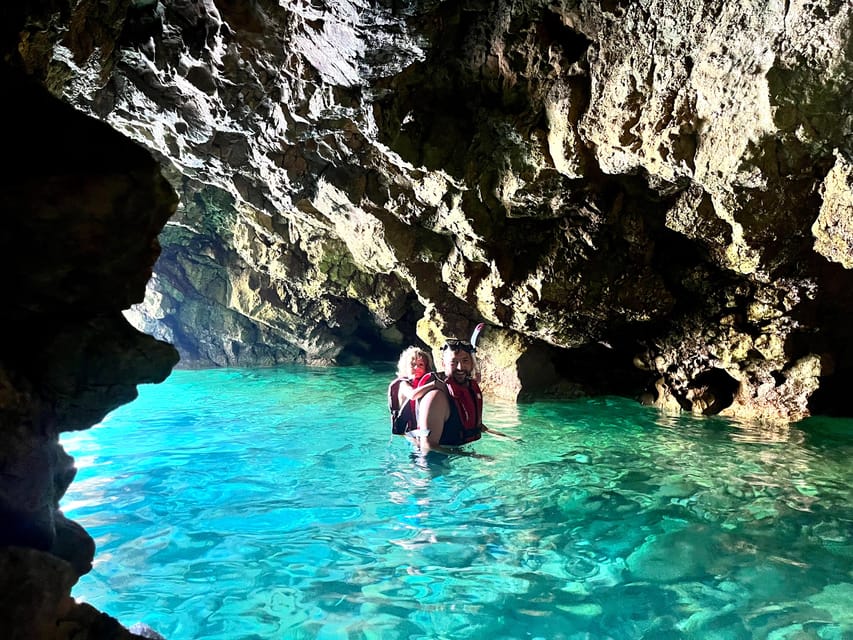Xàbia: San Antonio Marine Reserve Snorkel & Cave Kayak Tour - Passing Cala Tangó and choosing the cliff jump