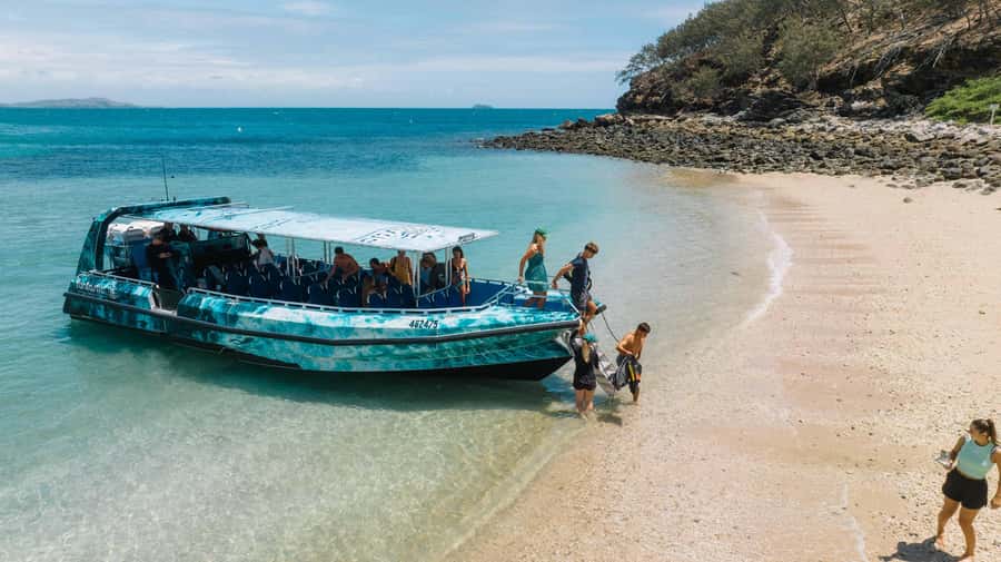 Yeppoon: Great Keppel Island Fast Boat Snorkel & Lunch Tour - The Kraken makes the crossing part of the fun