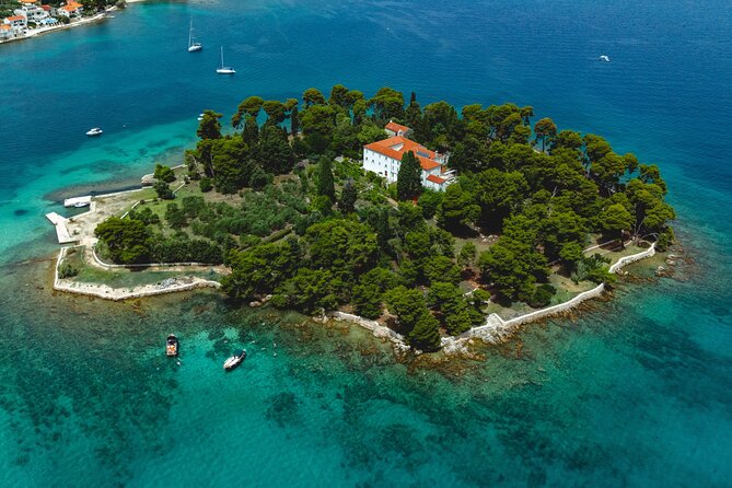 Zadar: 3 Islands Luxury Boat Tour with Aperol Spritz & Snorkeling - Ugljan and the short walk around Preko