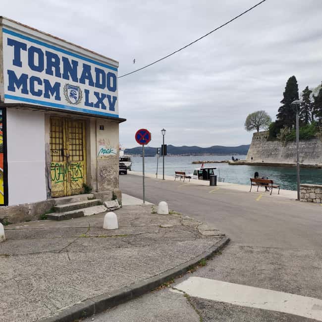 Zadar: 3-Stop Blue Lagoon & Snorkeling Cruise with Drinks - Preko: the most complete island visit