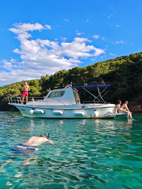 Zadar: Boat Tour with Snorkeling Gear and Drinks - Quick points to know