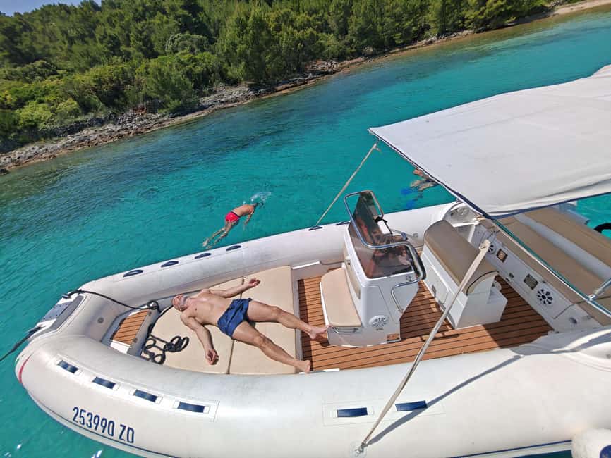 Zadar: Boat Tour with Snorkeling Gear and Drinks - Morning calm or afternoon sunset?