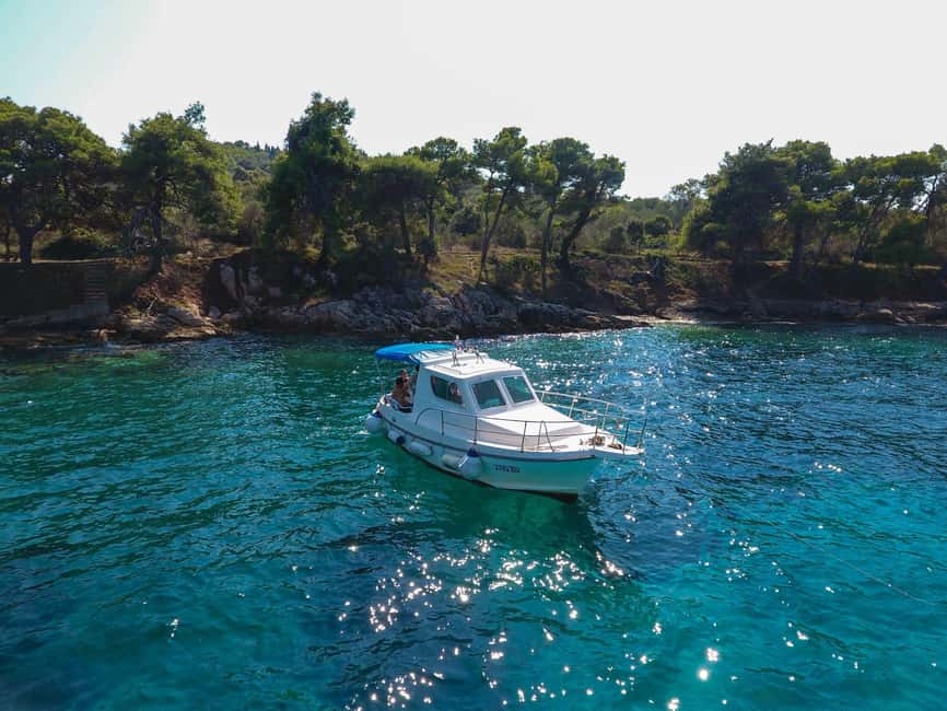 Zadar: Boat Tour with Snorkeling Gear and Drinks - Leaving Zadar by speedboat